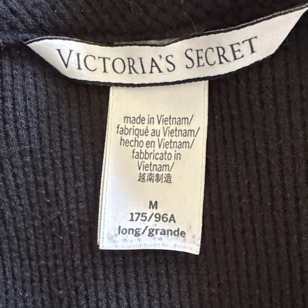 Victoria's Secret Black Pajama Set - Picture 4 of 5